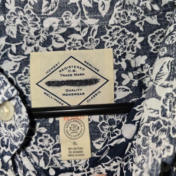 St. John's Bay Mens Blue/White Short Sleeve Button Up Size XL - Picture 5 of 9